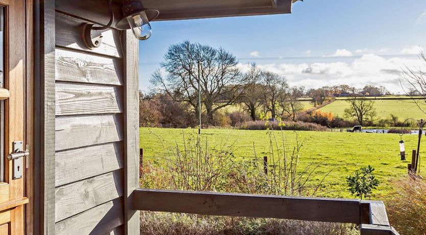 Photo of 1 Bed in Laughton