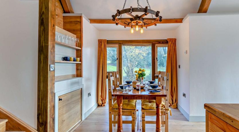 Photo of 2 Bed in Loxbeare