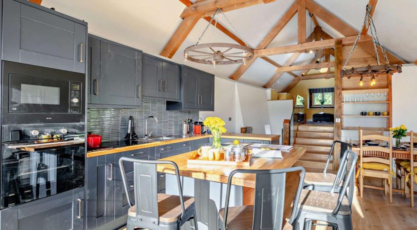 Photo of 2 Bed in Loxbeare