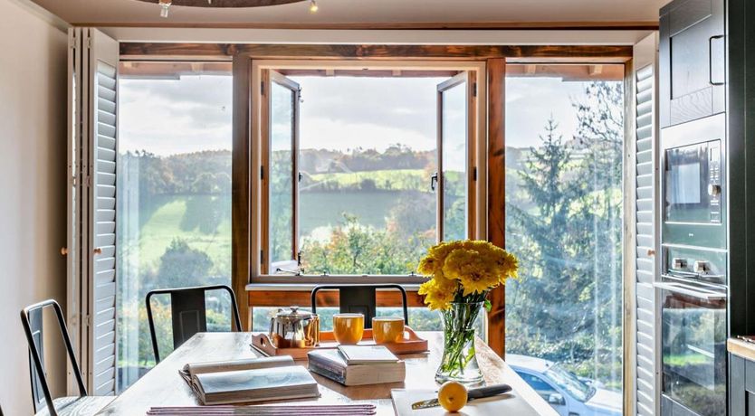 Photo of 2 Bed in Loxbeare