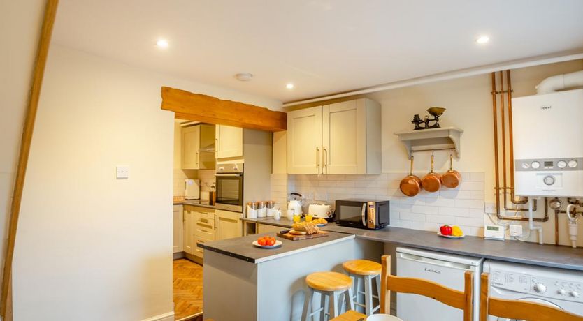 Photo of 2 Bed in Penrhyndeudraeth