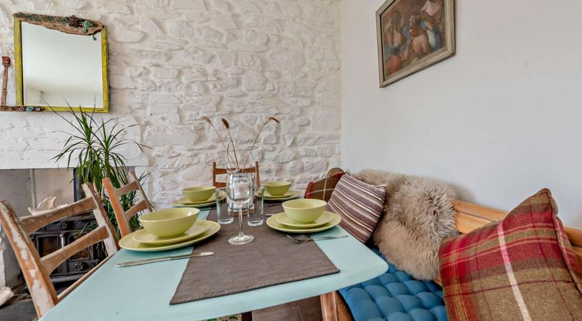 Photo of 2 Bed in Marloes