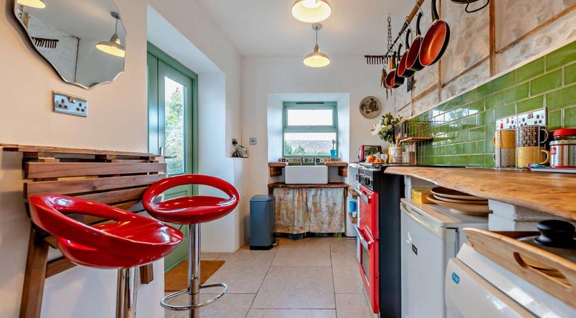 Photo of 2 Bed in Marloes