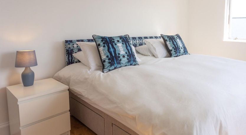 Photo of 5 Bed in Isle Of Tiree