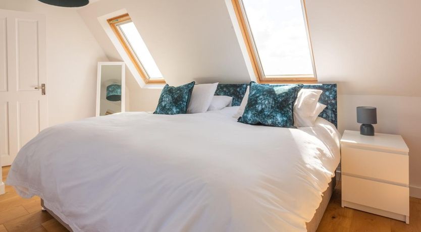 Photo of 5 Bed in Isle Of Tiree