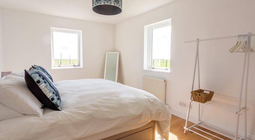 Photo of 5 Bed in Isle Of Tiree