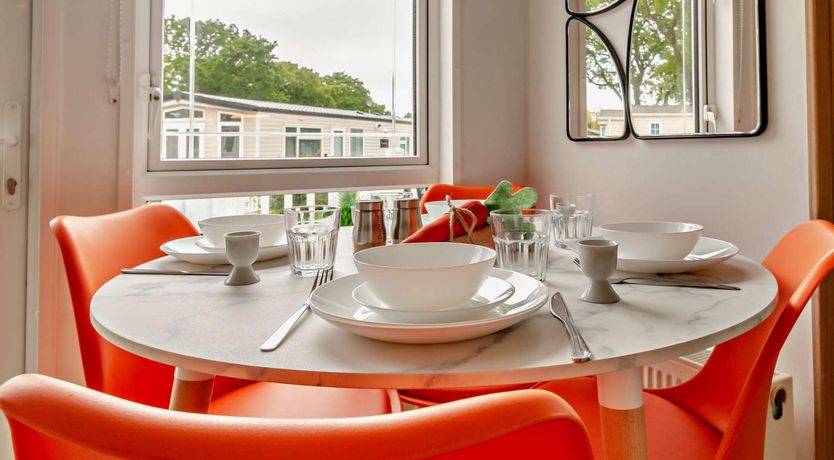 Photo of 2 Bed in Sandown