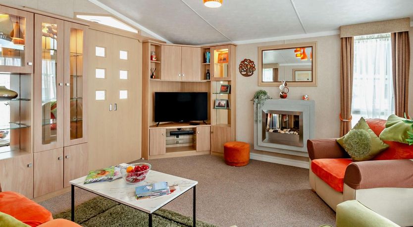 Photo of 2 Bed in Sandown