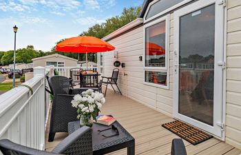 2 Bed in Sandown Holiday Cottage