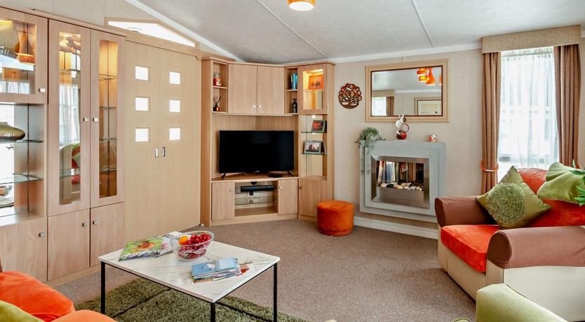 Photo of 2 Bed in Sandown