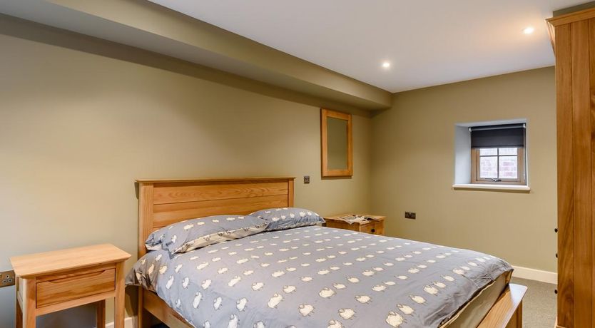 Photo of 2 Bed in Dalston