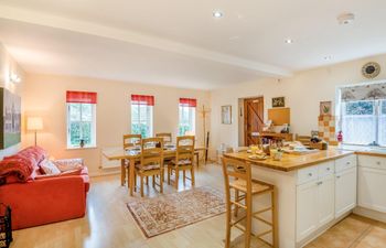 2 Bed in Monmouth Holiday Cottage