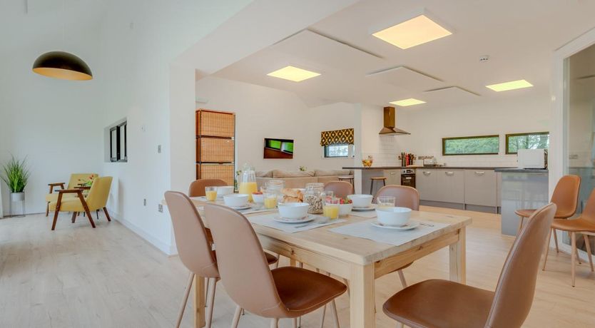 Photo of 3 Bed in Ashbourne