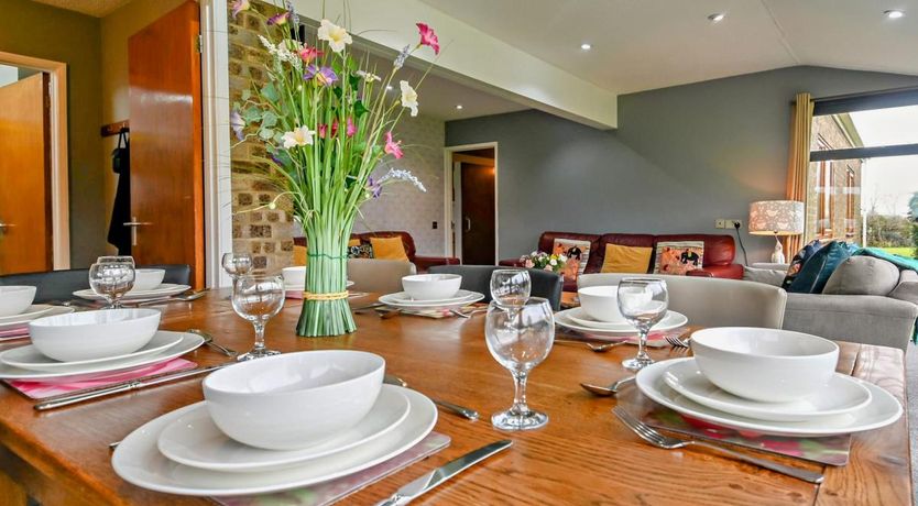 Photo of 4 Bed in Old Newton