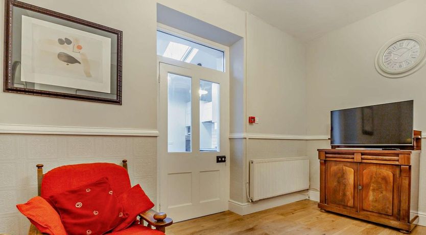 Photo of 2 Bed in Penmaenmawr