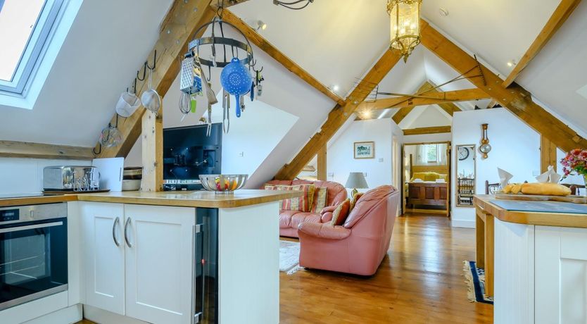 Photo of 4 Bed in Stroud