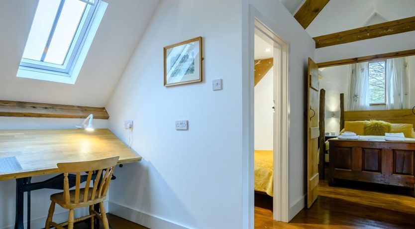 Photo of 4 Bed in Stroud