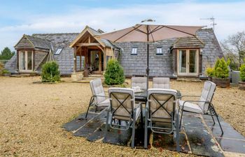 in Stroud  (93690) Holiday Cottage