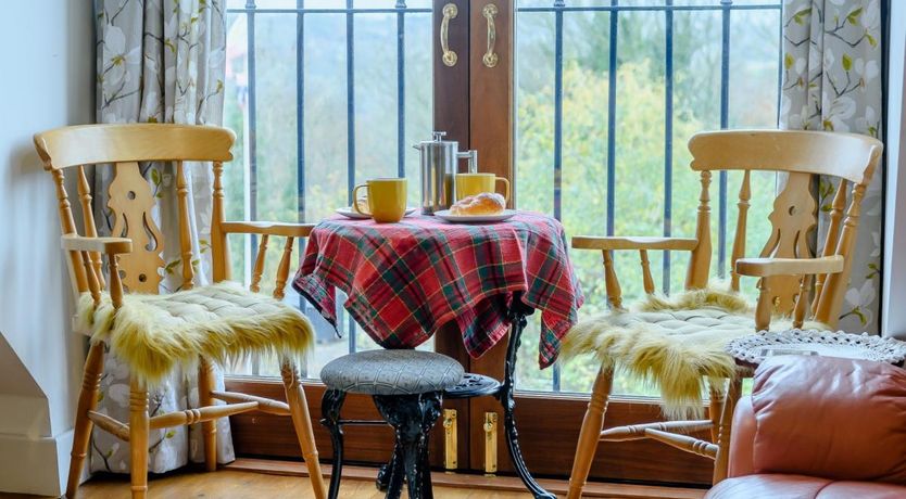 Photo of 4 Bed in Chalford