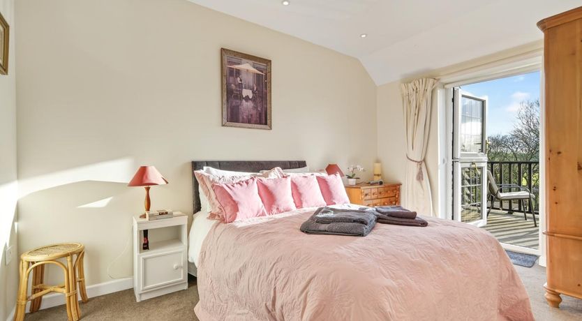 Photo of 1 Bed in Sturminster Newton