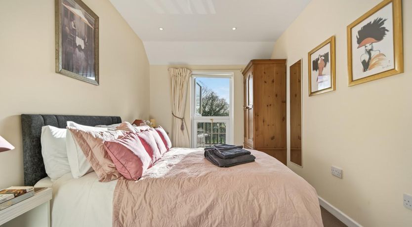 Photo of 1 Bed in Sturminster Newton