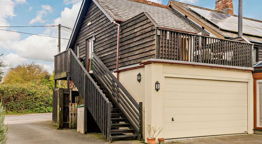 Photo of 1 Bed in Hazelbury Bryan