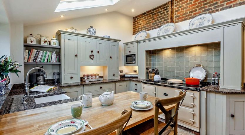 Photo of 3 Bed in Dallington