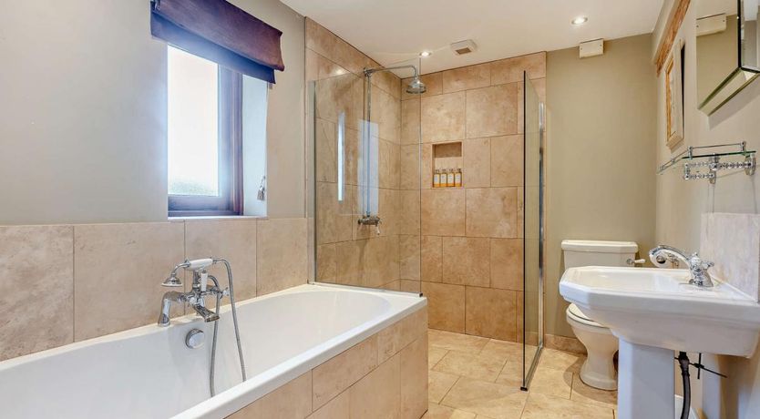 Photo of 3 Bed in Dallington