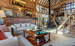 Photo of in Heathfield (93718)