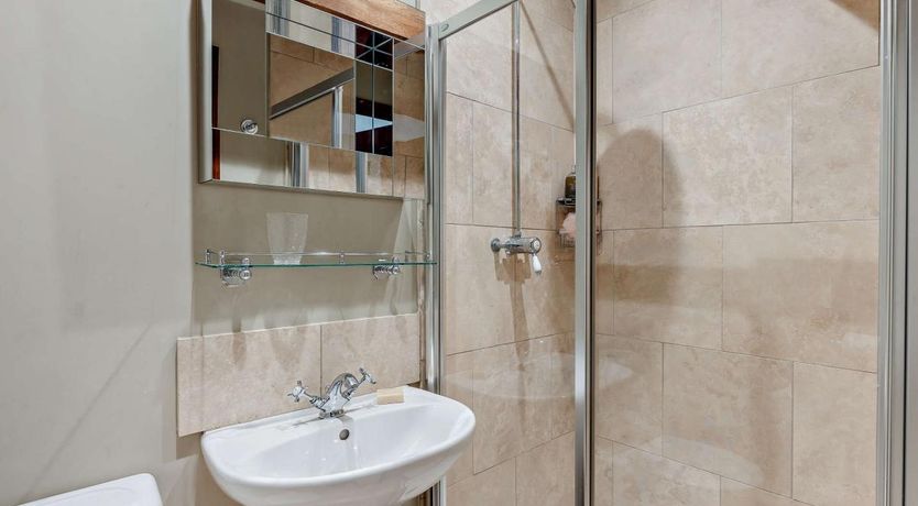 Photo of 3 Bed in Dallington