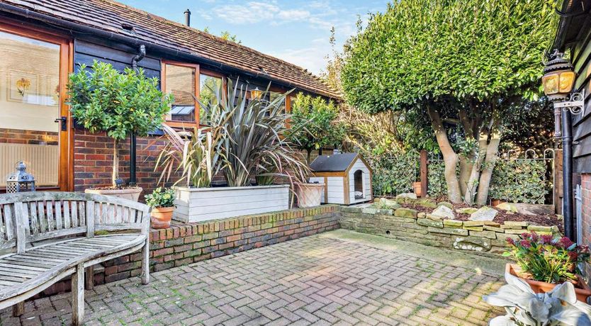 Photo of 3 Bed in Dallington