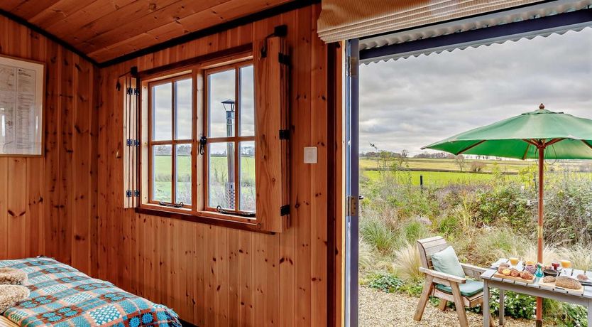 Photo of 1 Bed in Laughton