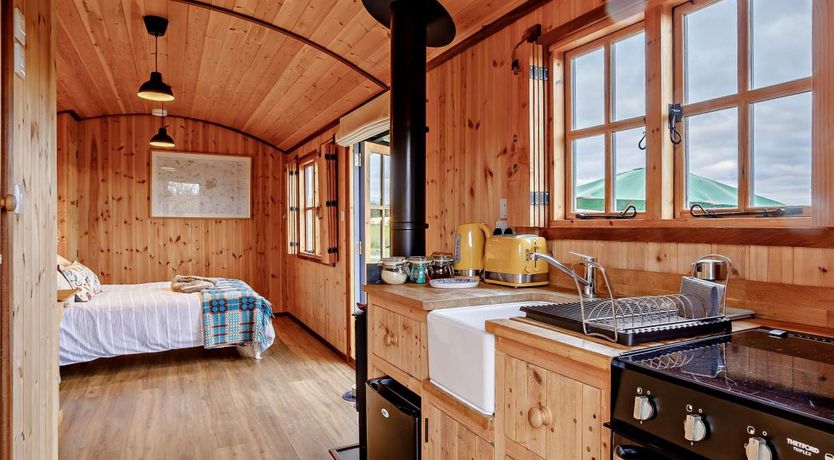 Photo of 1 Bed in Laughton