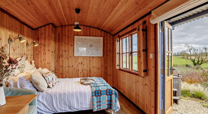 Photo of 1 Bed in Laughton