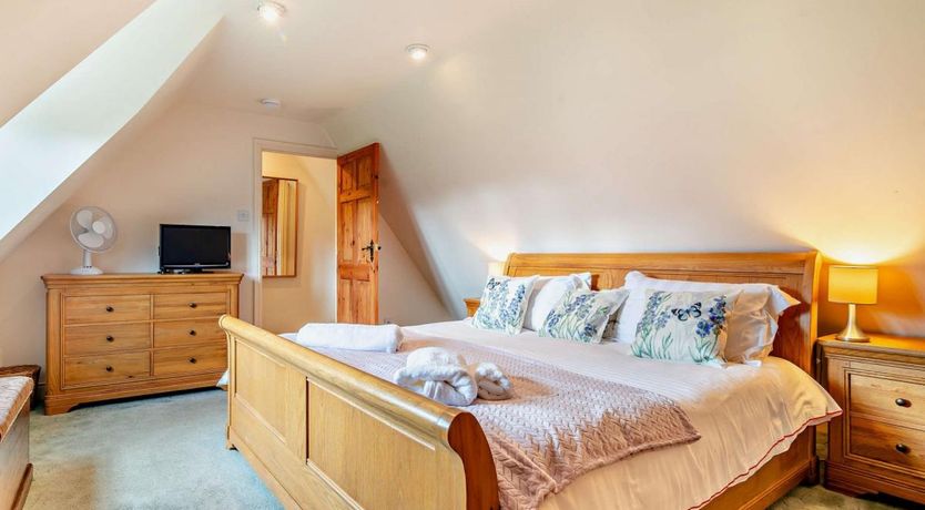 Photo of 1 Bed in Ryme Intrinseca