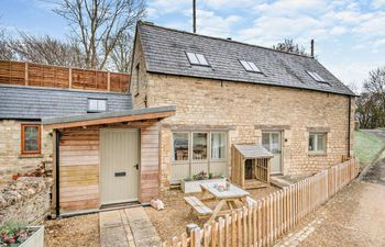 2 Bed in Cirencester Holiday Cottage