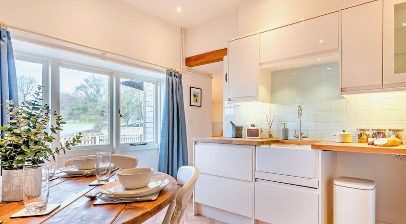 Photo of 2 Bed in Cirencester