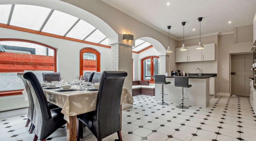 Photo of 4 Bed in Portpatrick