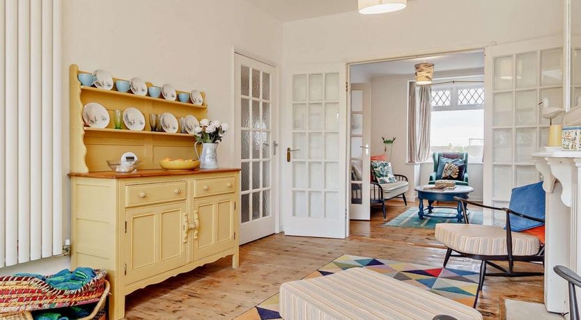 Photo of 3 Bed in Walton on the Naze