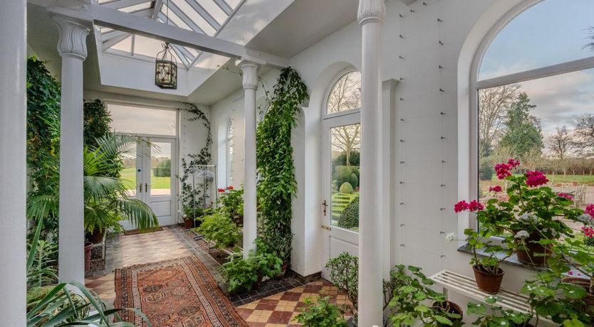 Photo of 14 Bed in Sugnall