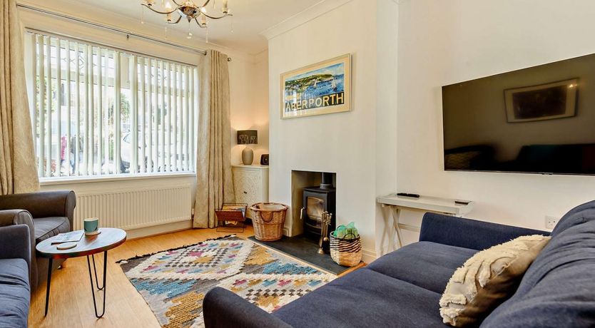 Photo of 4 Bed in Aberporth