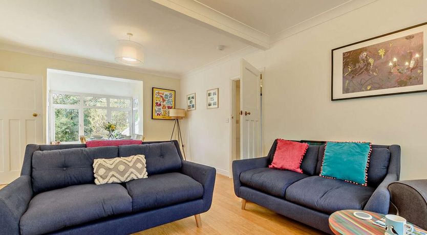 Photo of 4 Bed in Aberporth