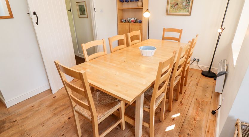 Photo of Kingfishers Cottage 8