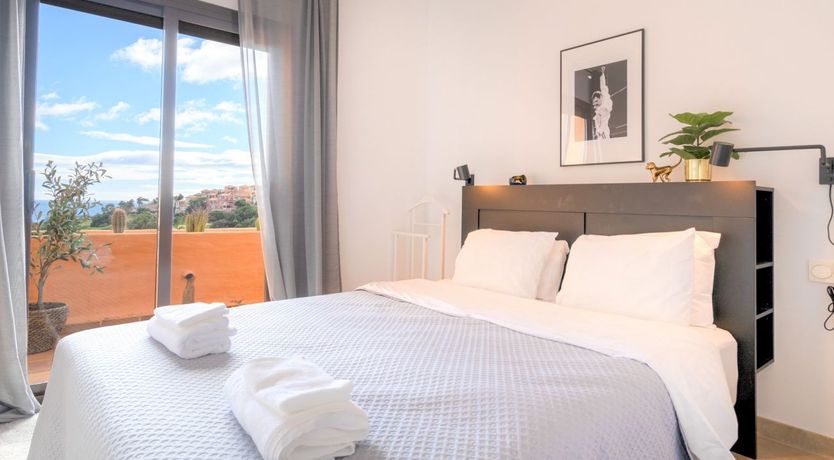 Photo of Sunbeam Serenade