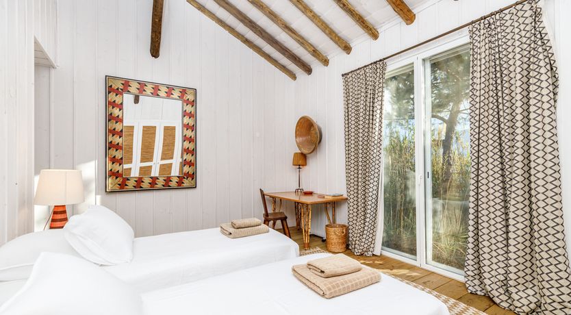 Photo of A Glance of Beauty