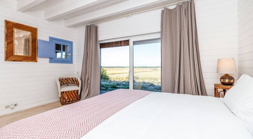 Photo of A Glance of Beauty