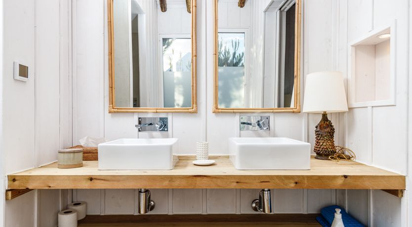 Photo of A Glance of Beauty