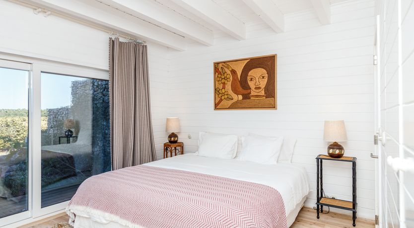 Photo of A Glance of Beauty