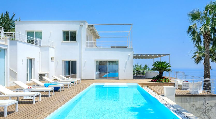 Photo of The Palazzo Approach