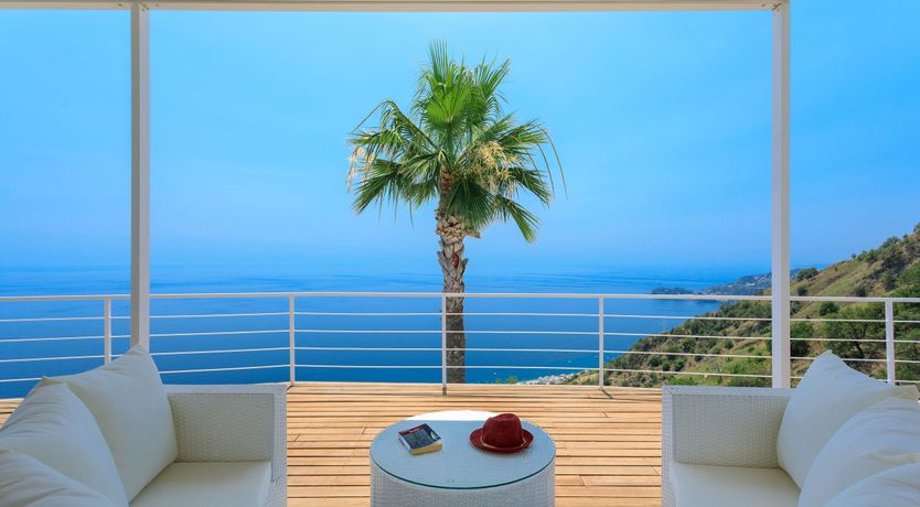 Photo of The Palazzo Approach